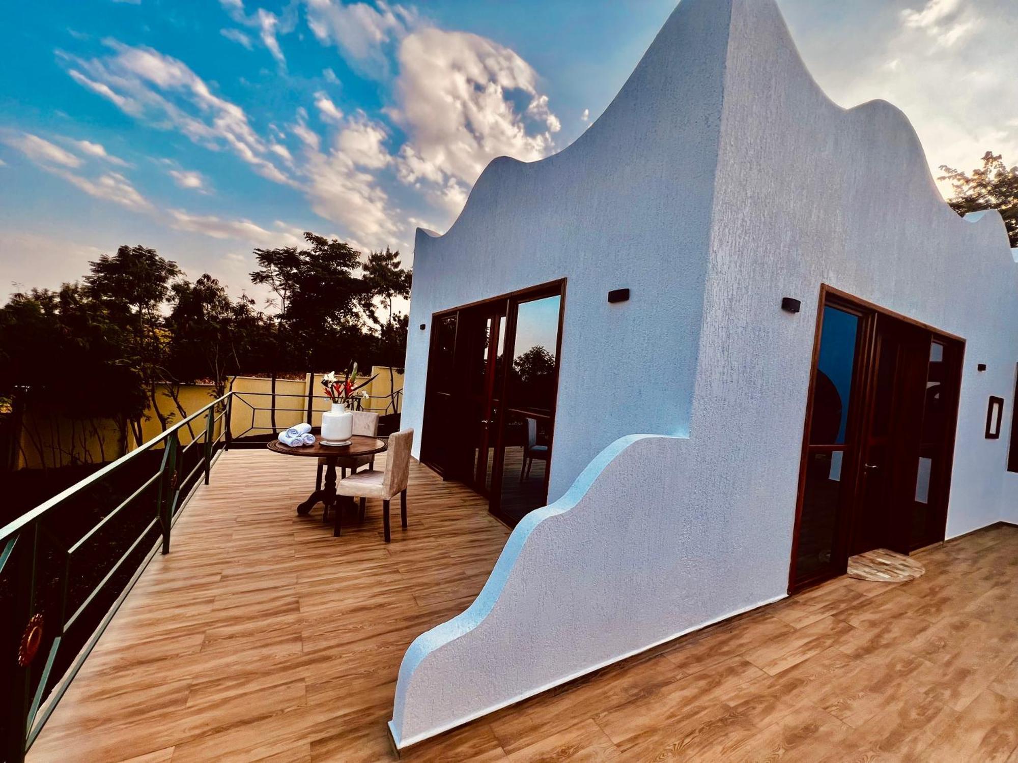 Pink Flamingo Boutique Hotel Моши Экстерьер фото