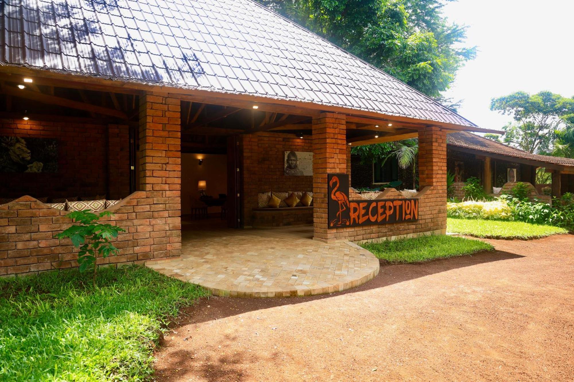 Pink Flamingo Boutique Hotel Моши Экстерьер фото